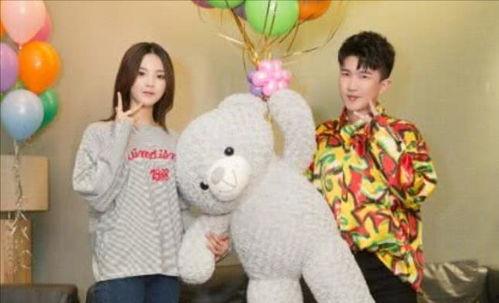 娱乐圈吃瓜博主,明星背后的那些事儿