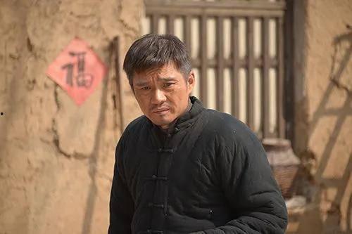 演农民的男演员,男演员倾情塑造农民形象