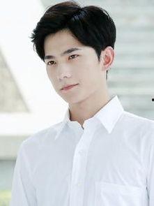 杨洋个人资料妻子,揭秘国民男神背后的爱情故事